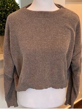 Shore brand light brown soft knit sweater